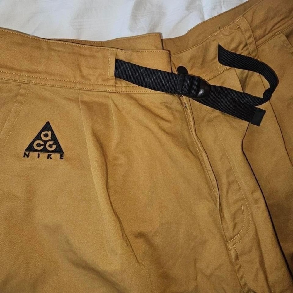 Nike ACG Tan Cargo Pants - Picture 3 of 7